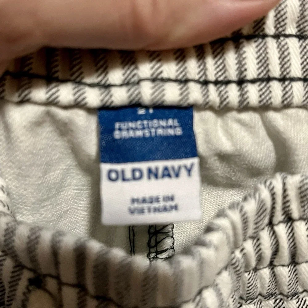 Old Navy Toddler Boy's Shorts -‎ Two Pair - 2T Gray Stripes/Blue Plaid